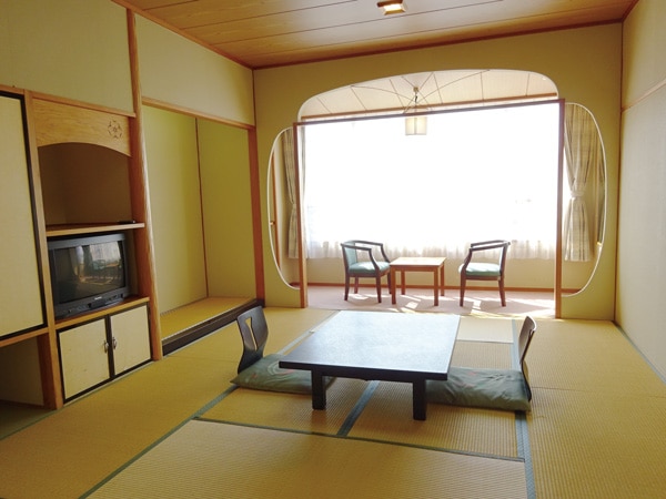 10 kamar standar tatami
