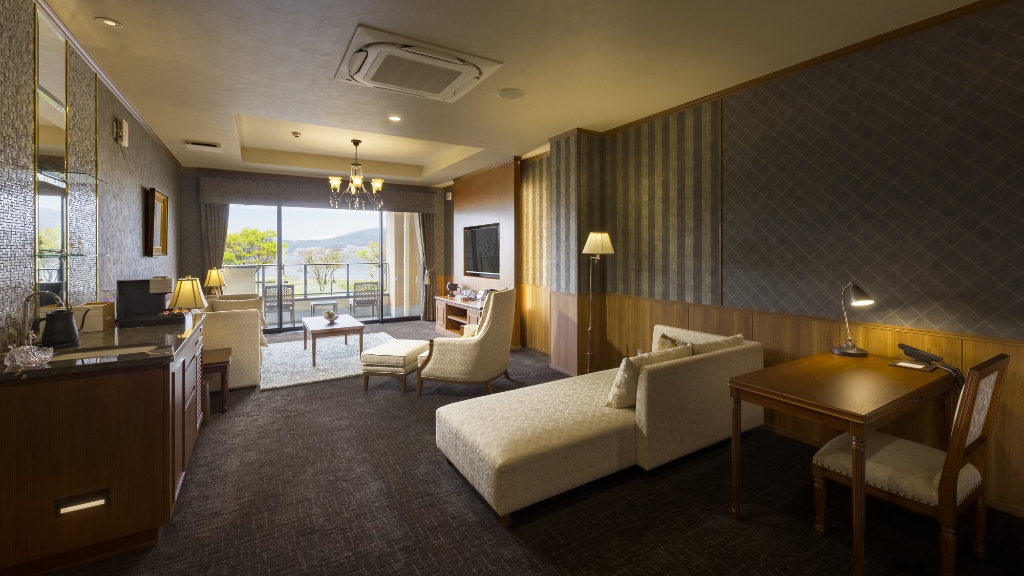 201 KATAKURA - A special room named after the founder