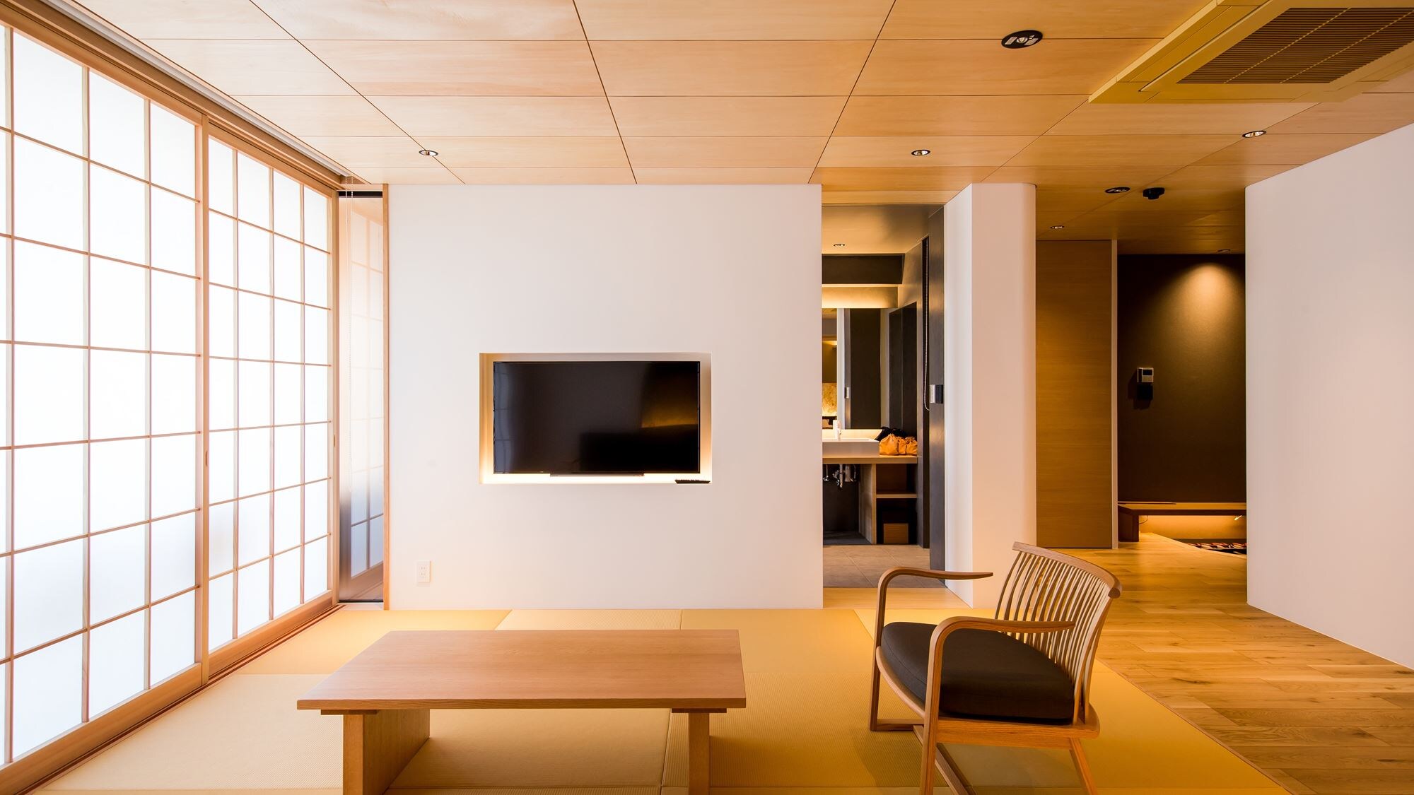 ◆ An example of a guest room Suite ◆