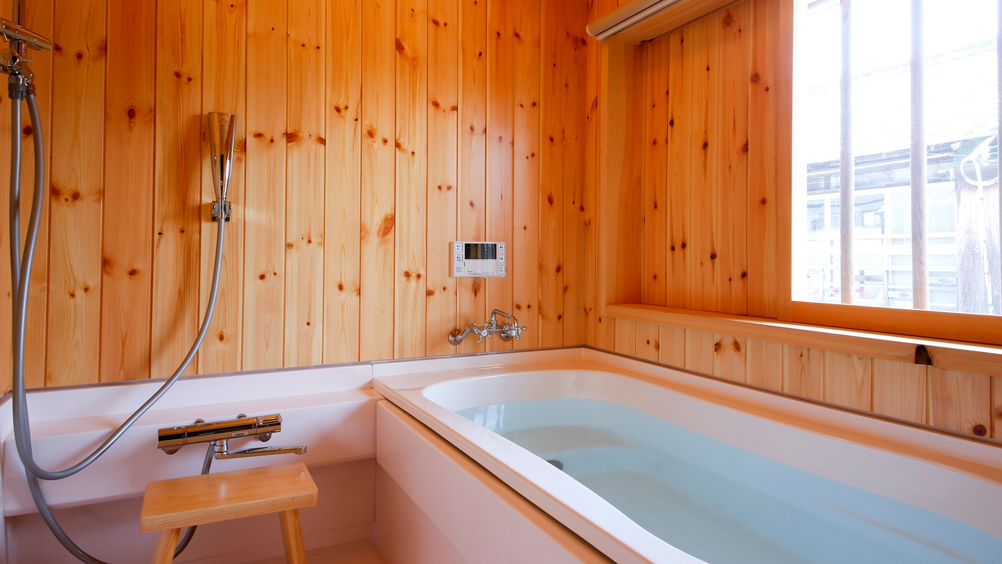 【무코 (나데시코)】 레인 샤워기를 설치 한 목욕