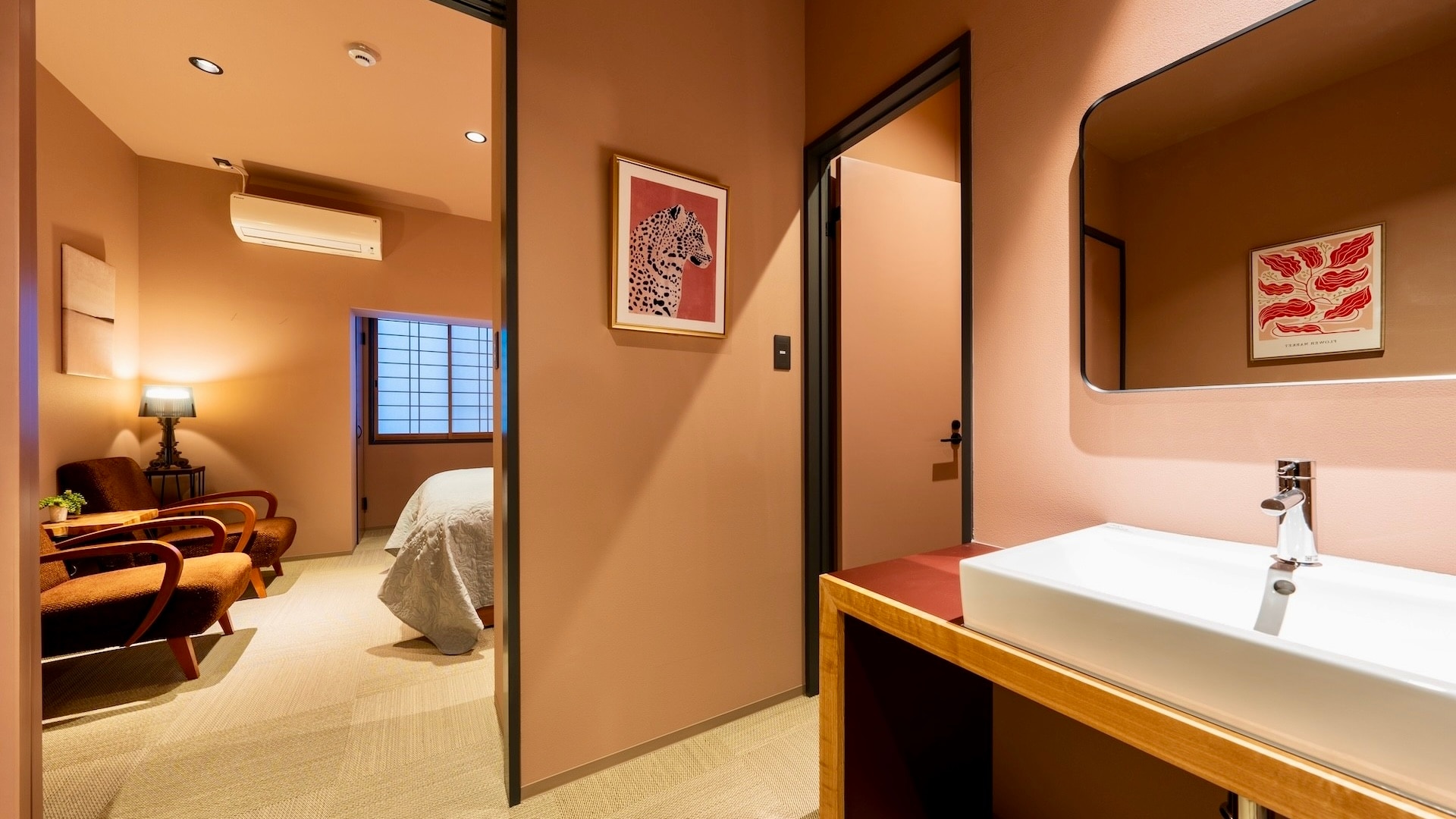 Room 10: Japanese-Western style room/double