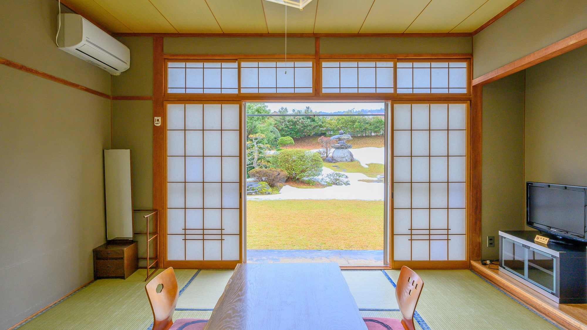 【特別優惠 無浴室、廁所 價格合理】 靠近大浴場和露天浴池的房間。