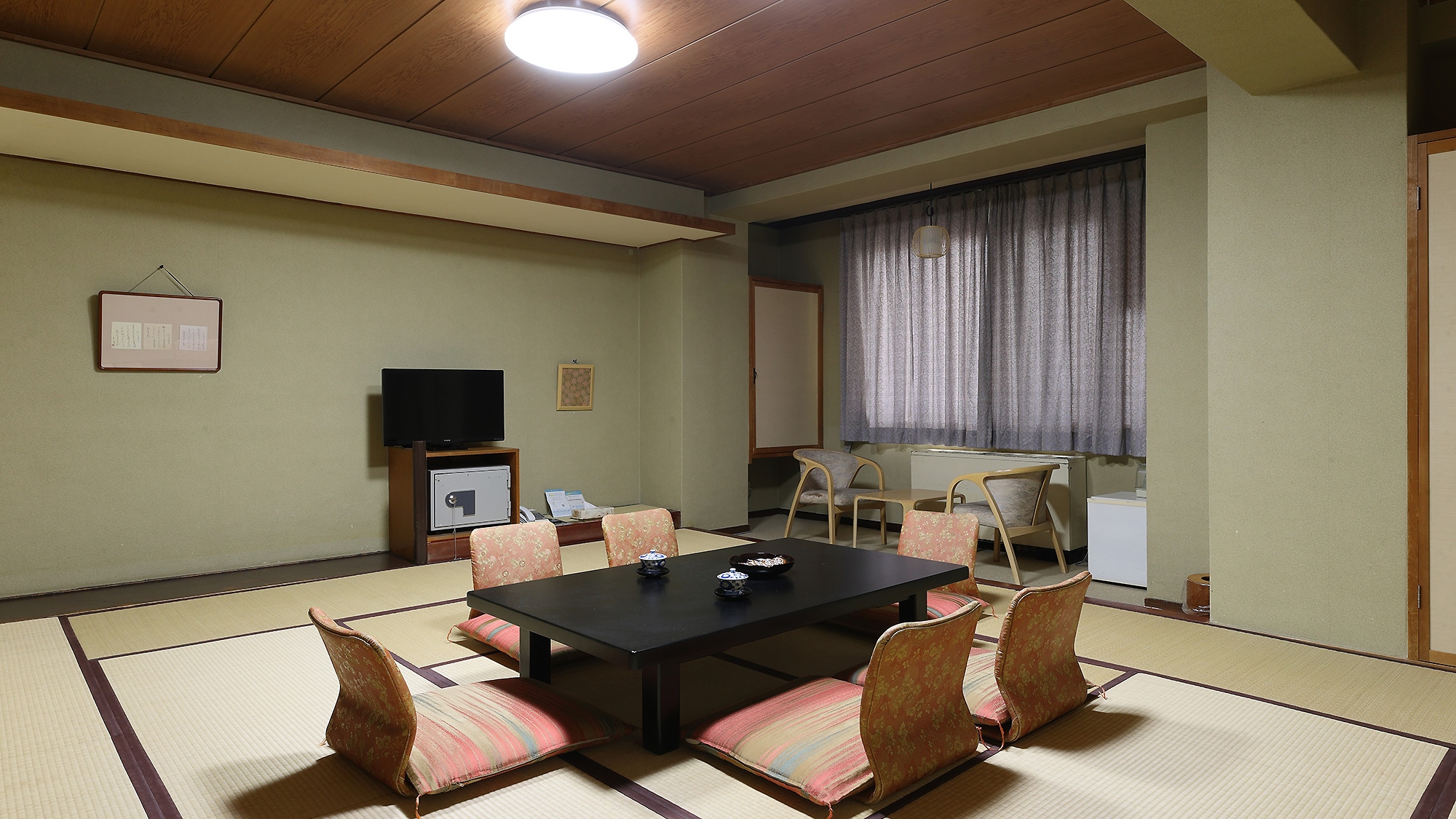 [Japanese-style room] Leave your room to us