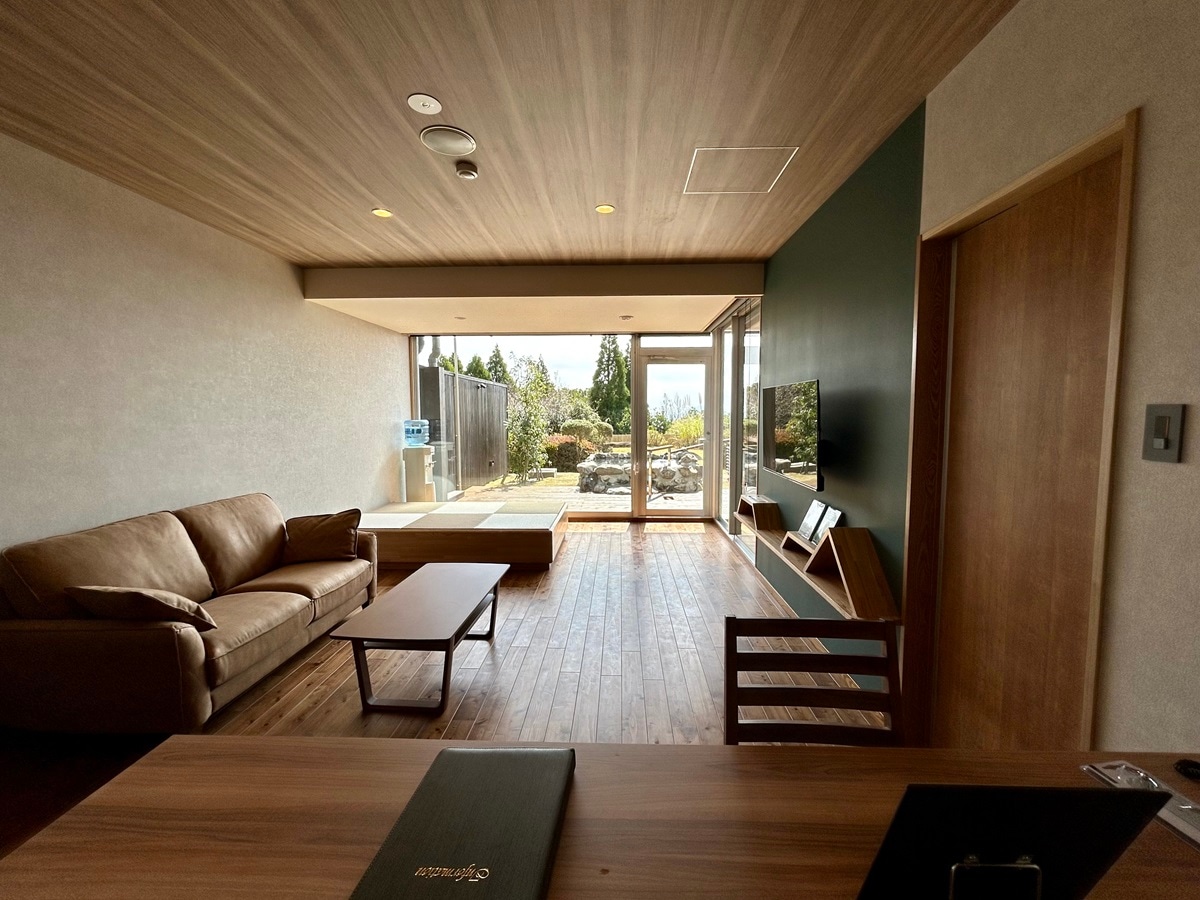 1st floor, 69 square meters, guest room with open-air bath, example