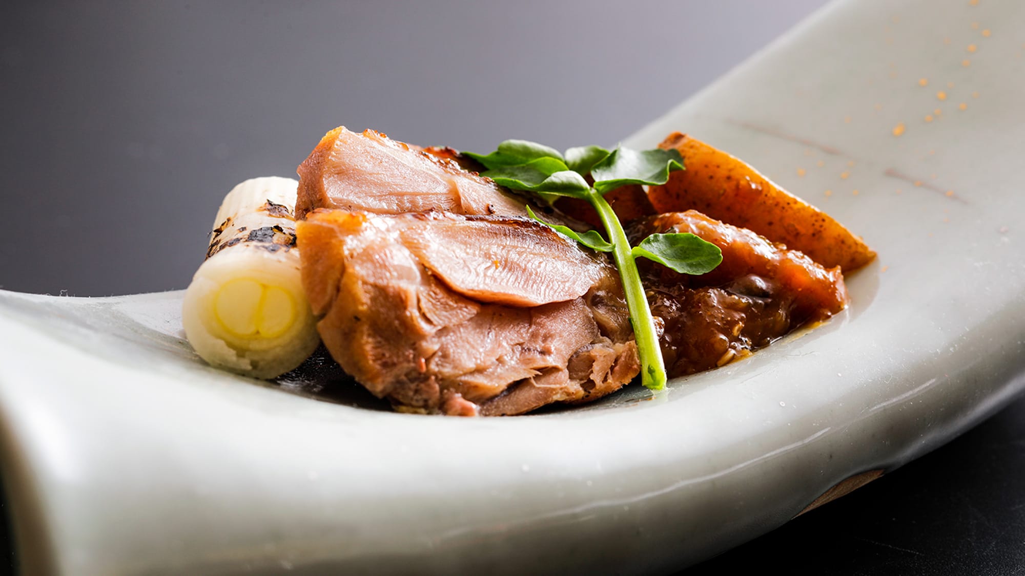 [Standard Hama Kaiseki] Grilled dish: Gourmet pork spare ribs