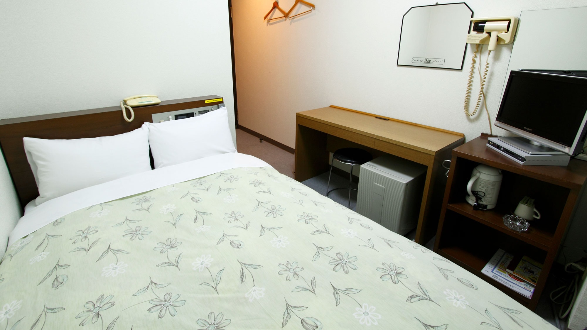  [Semi-double room] We have plans for two people as well as for one person.