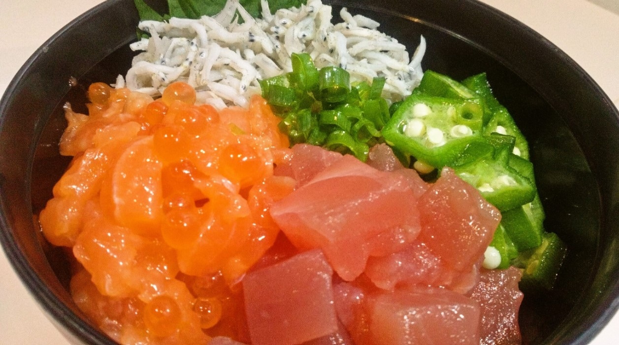 海鮮丼
