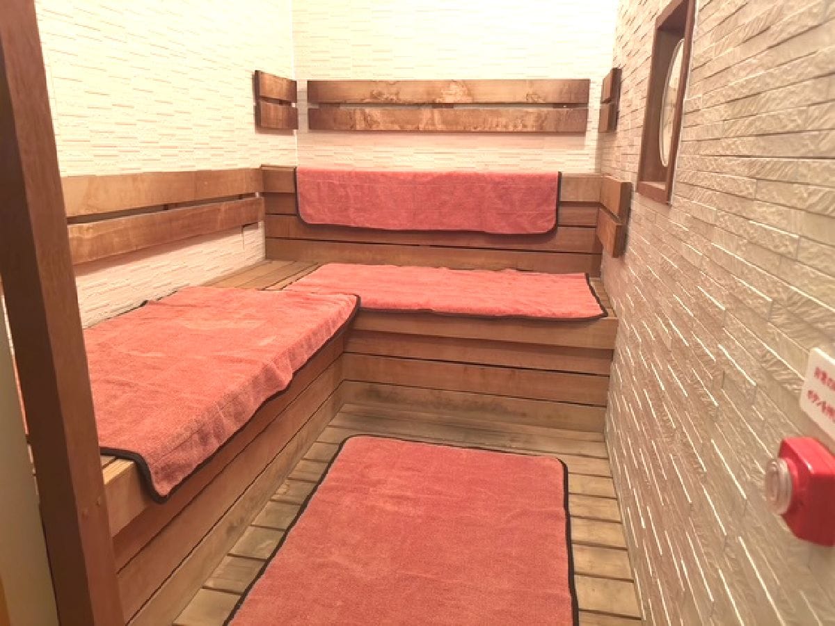 It's like a sauna. Time shifts are required. The water bath is set at 16℃.