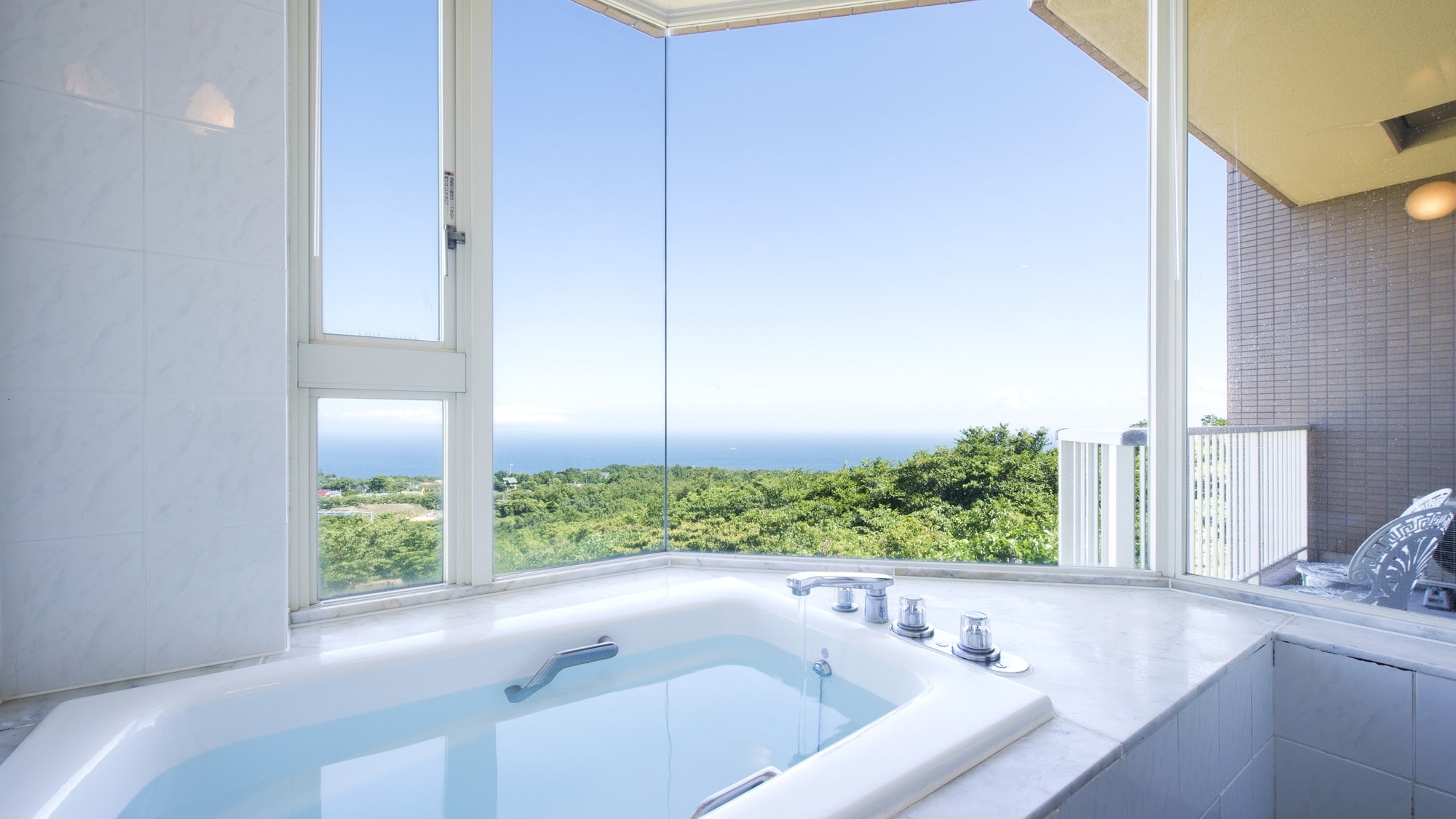 Vista Bath (top floor)_Bathroom