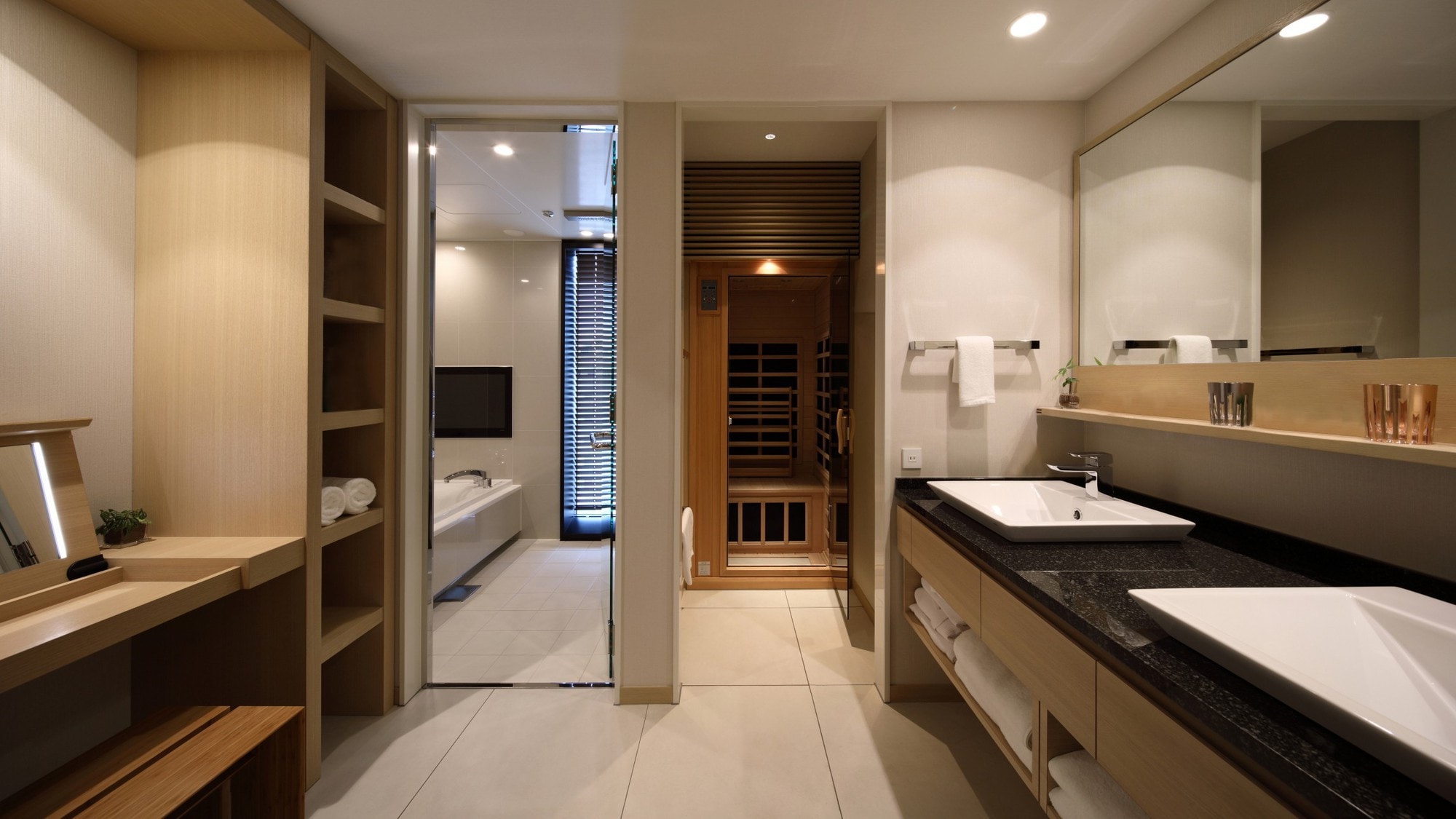 Premium Suite/Bathroom