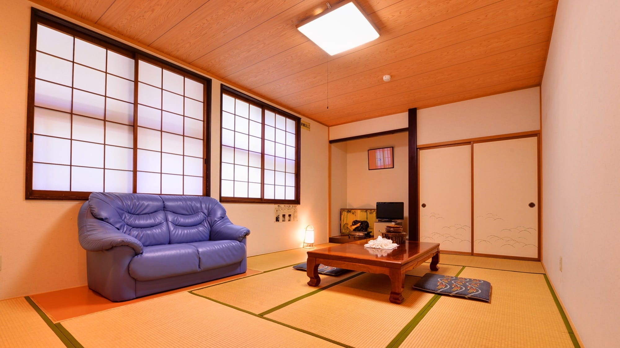 *Japanese-style room 10 tatami mats