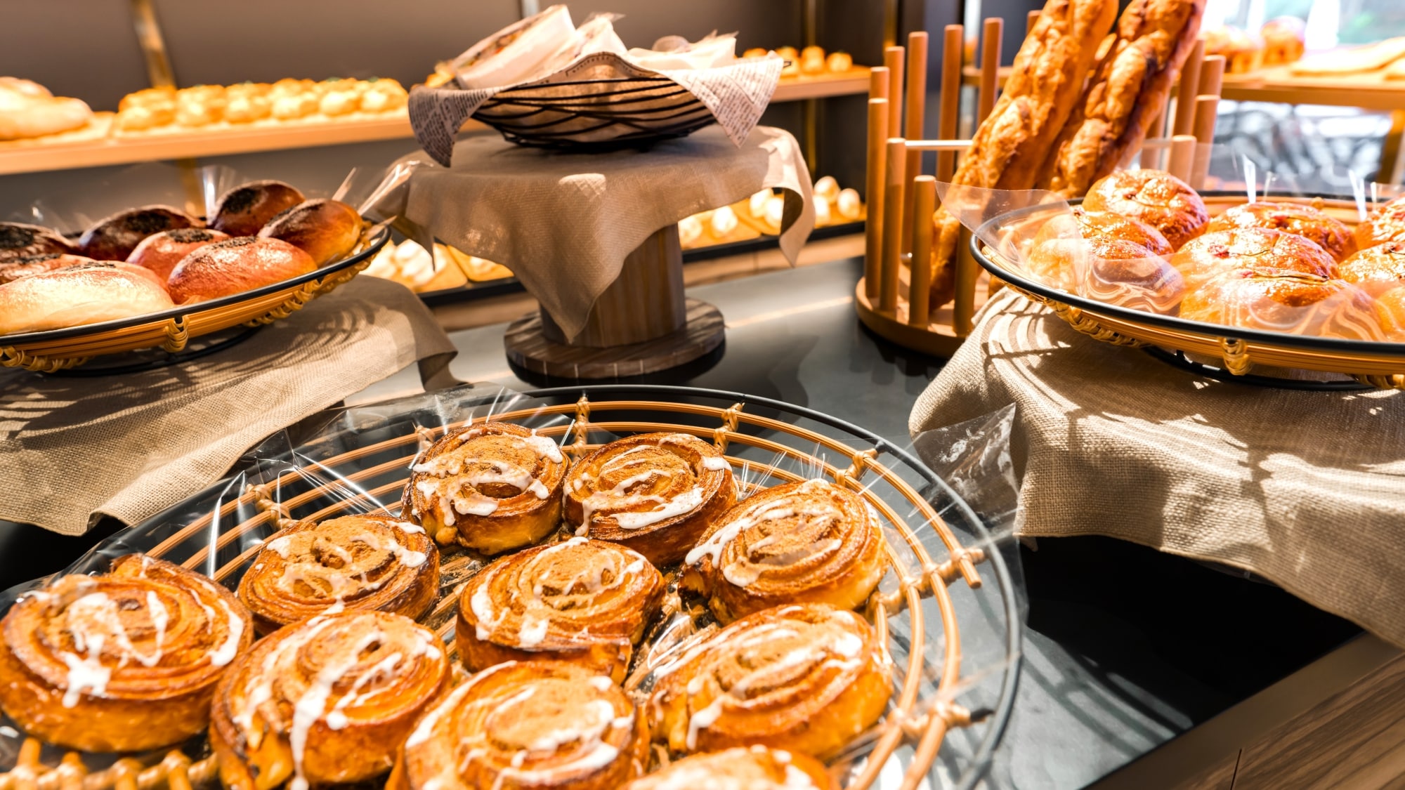[Restaurant in the resort/Nansei-no-Kaze Bakery & Café] Bread that is carefully baked one by one every day is popular