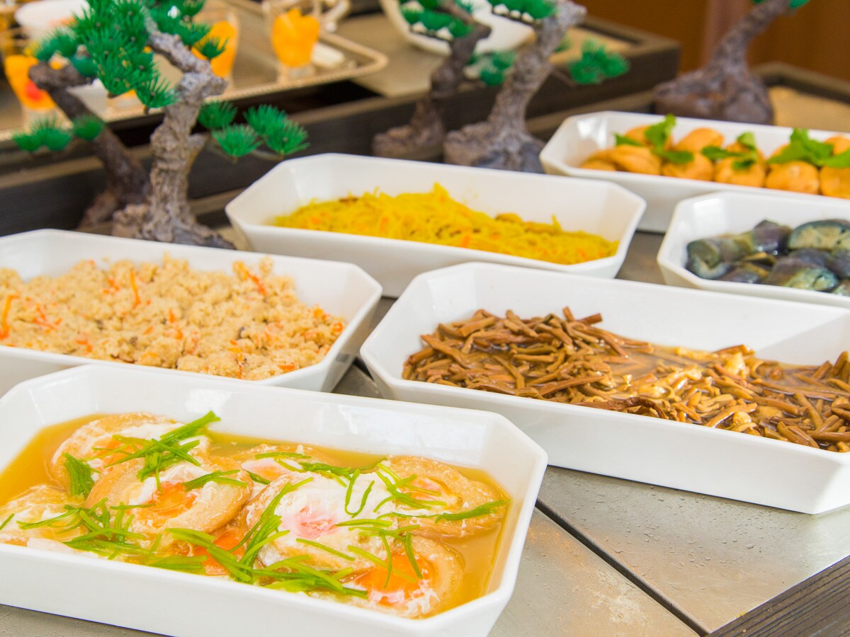 [Buffet] (Breakfast)