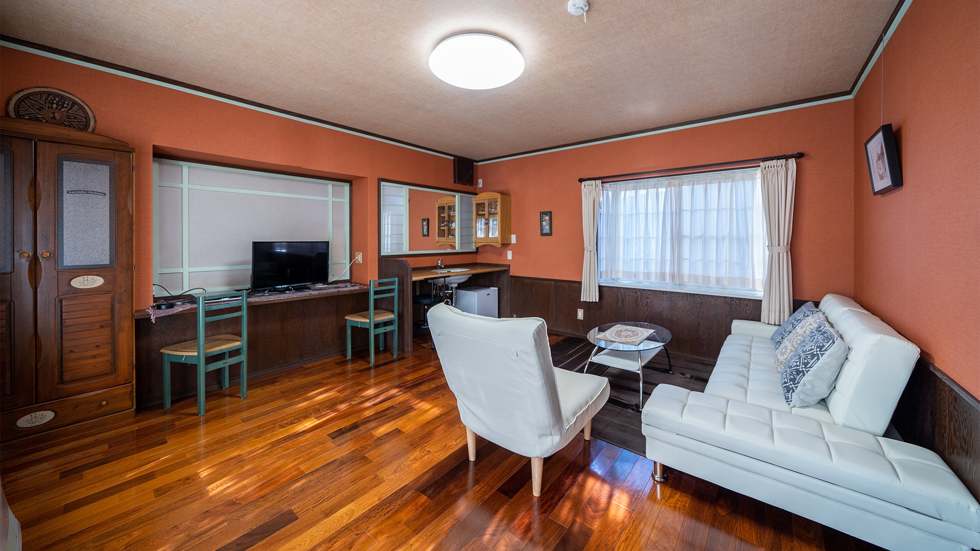Yamaboshi / Capacity: 2-4 people, with living room in addition to Western-style bedroom
