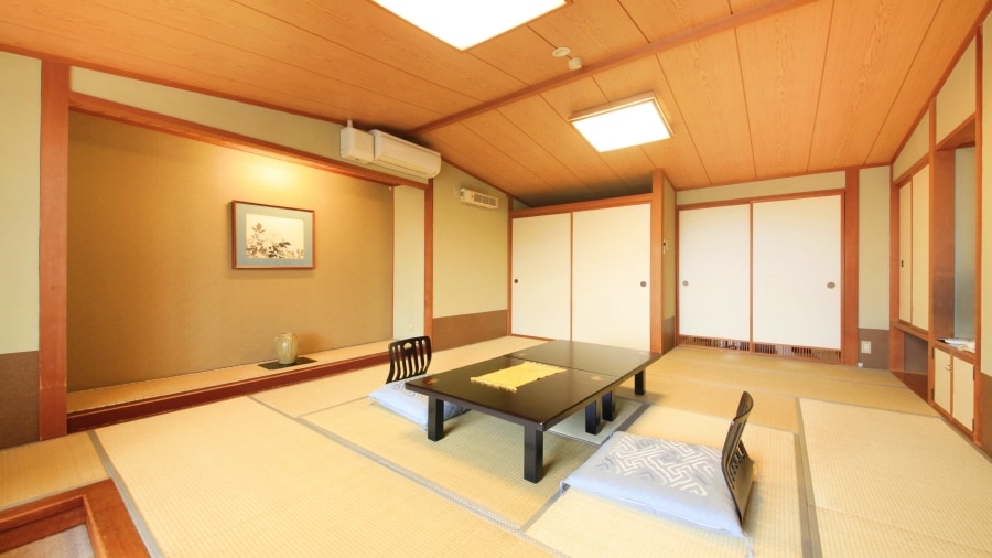 -Rakufu (Rakufu)-A spacious Japanese-style room with 12.5 tatami mats