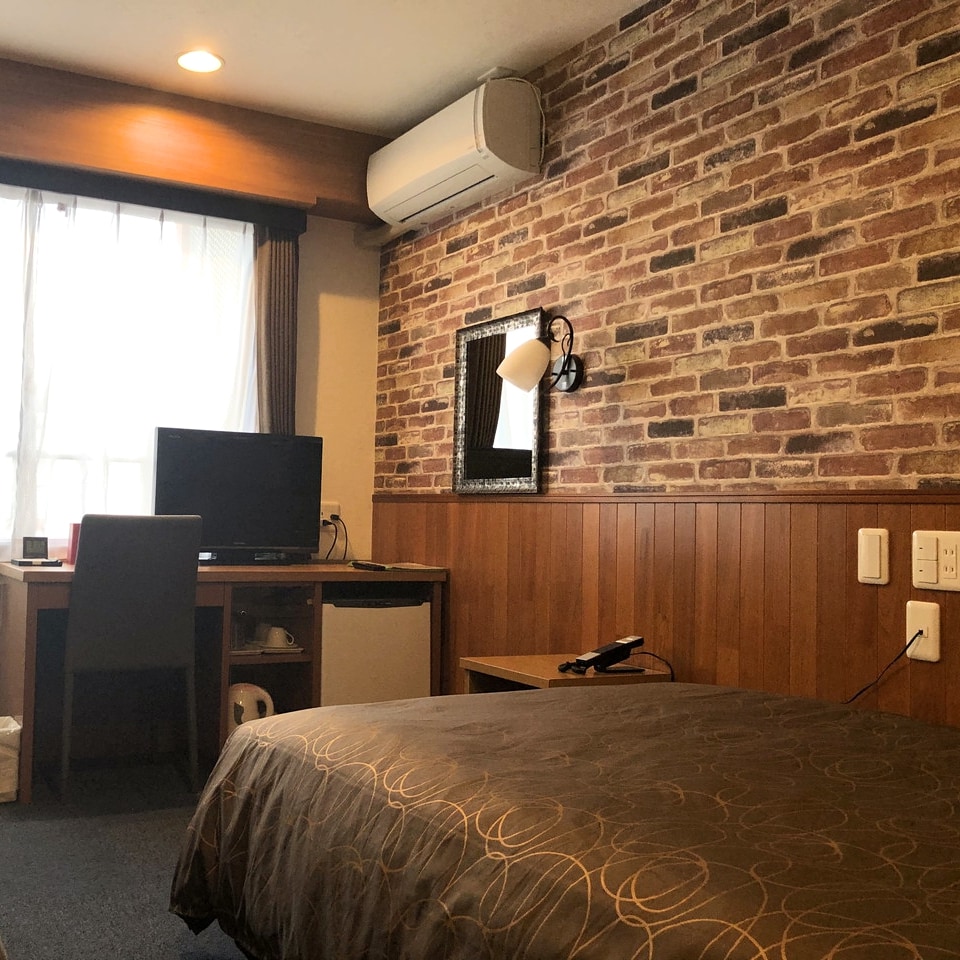 ◆ Available for 2 people ◆ Western-style single room: Up to 2 people can stay with a sofa bed.