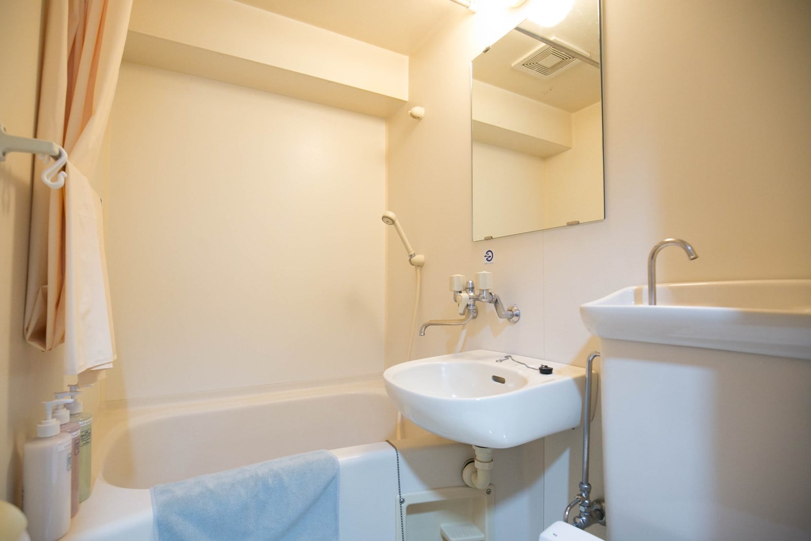 Kamar mandi unit
