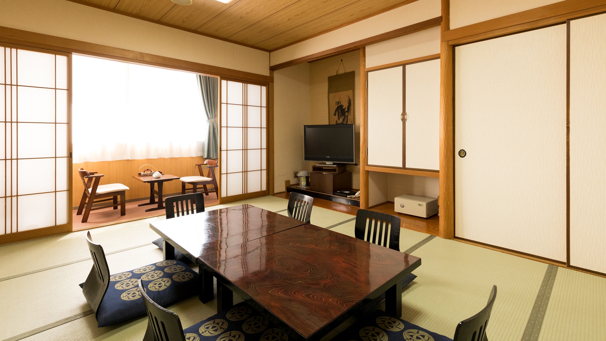 Kamar bergaya Jepang 10 tikar tatami