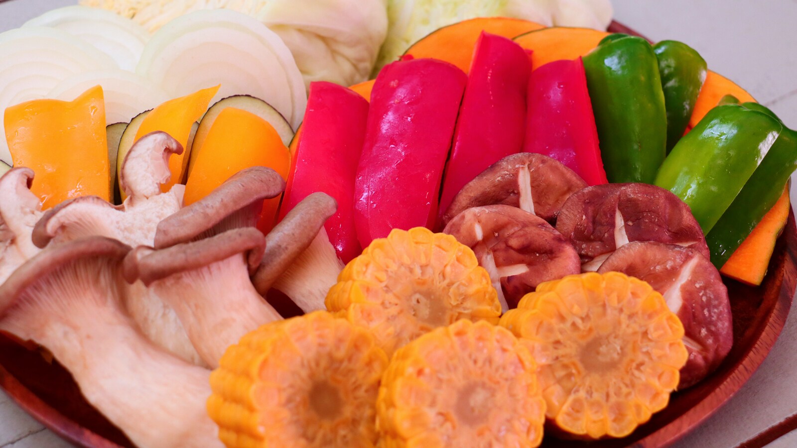 [BBQ] Local seasonal vegetables available