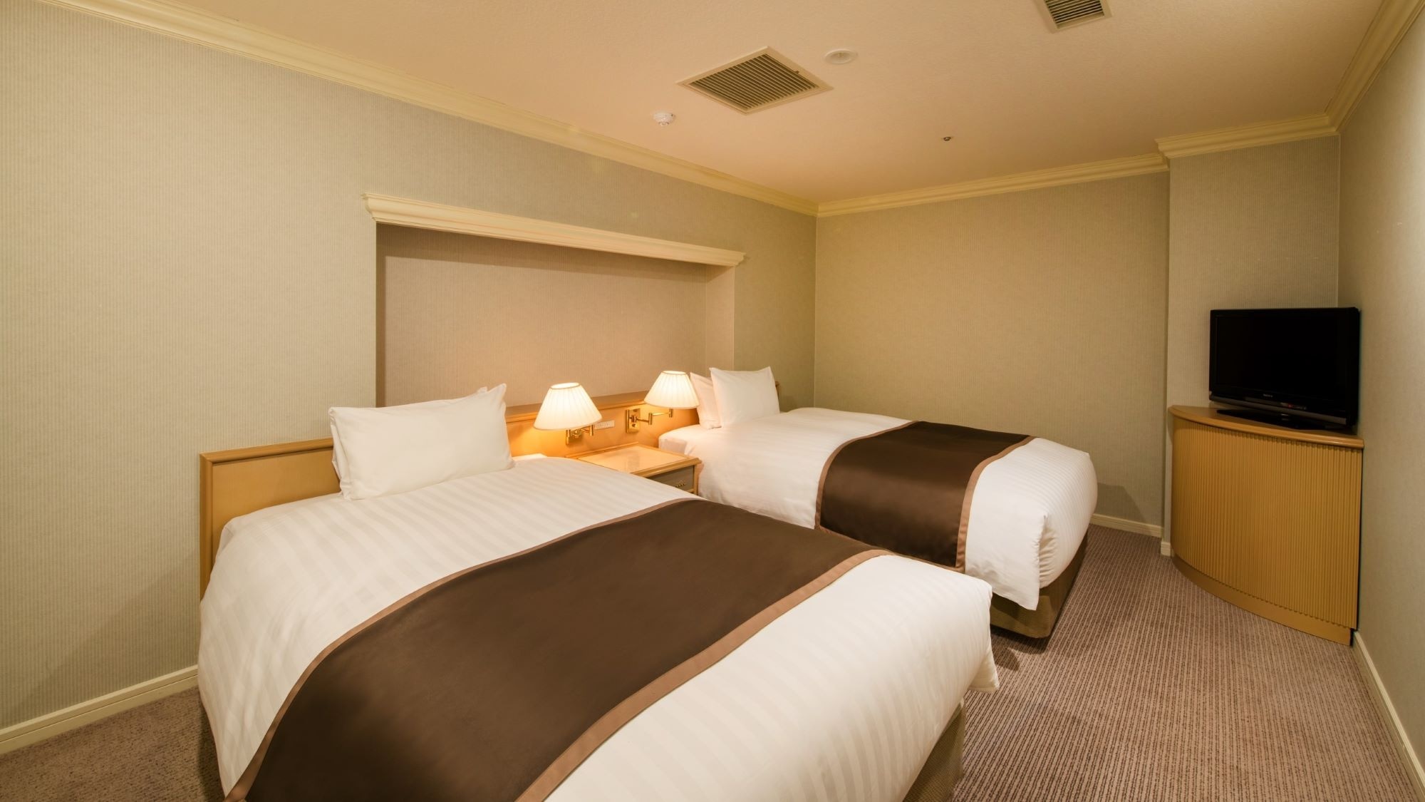 Image of the Junior Suite Bedroom