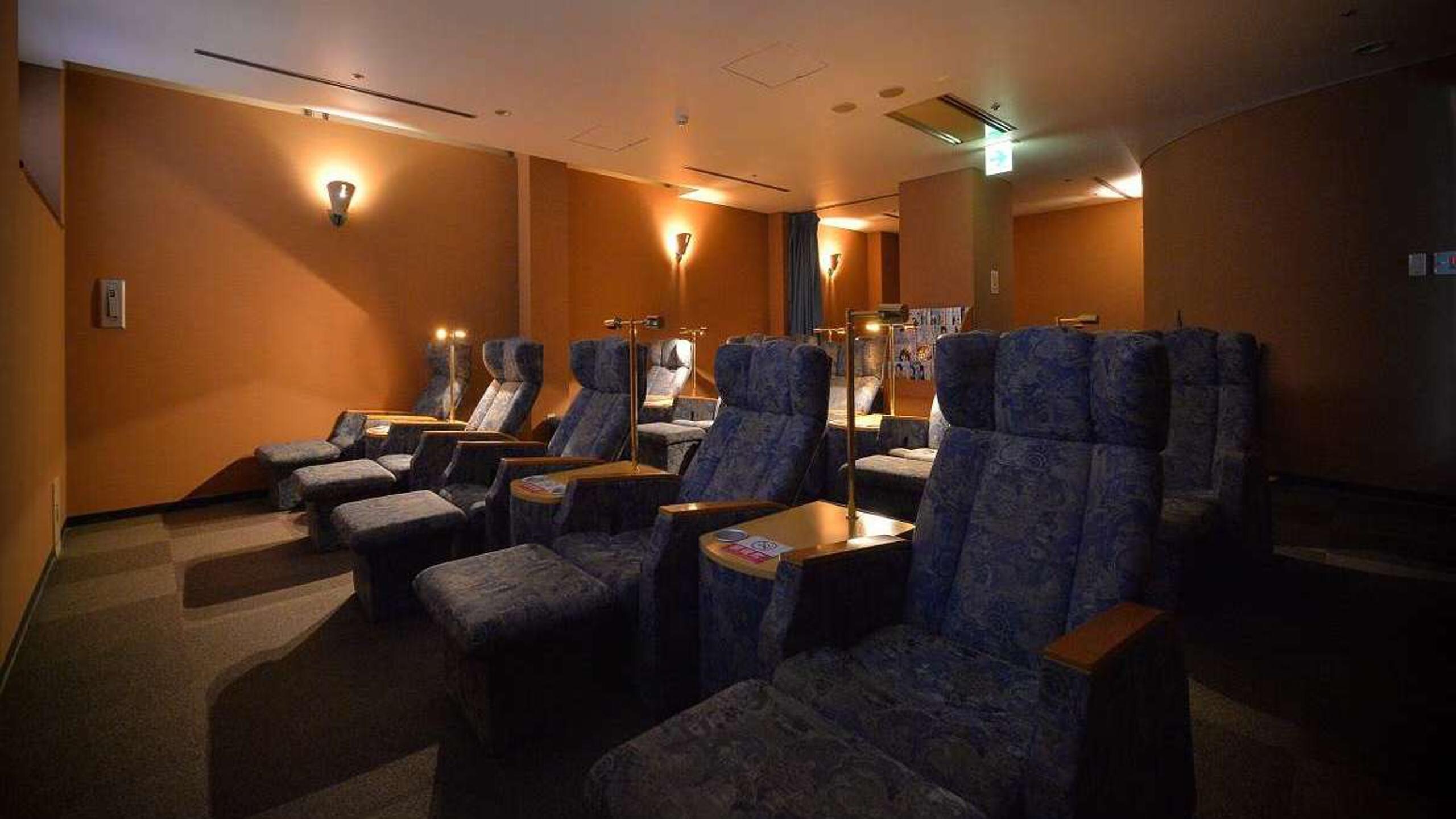 Hotel information and reservations for APA Hotel Kanazawa-Ekimae