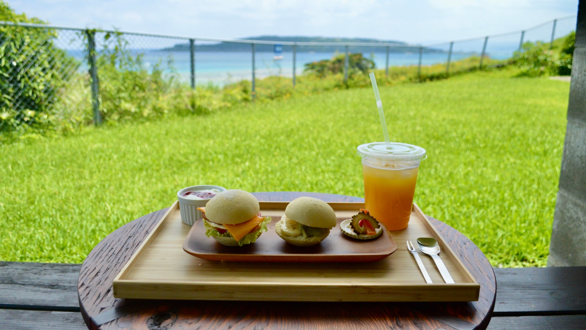 Room service breakfast (sea room)