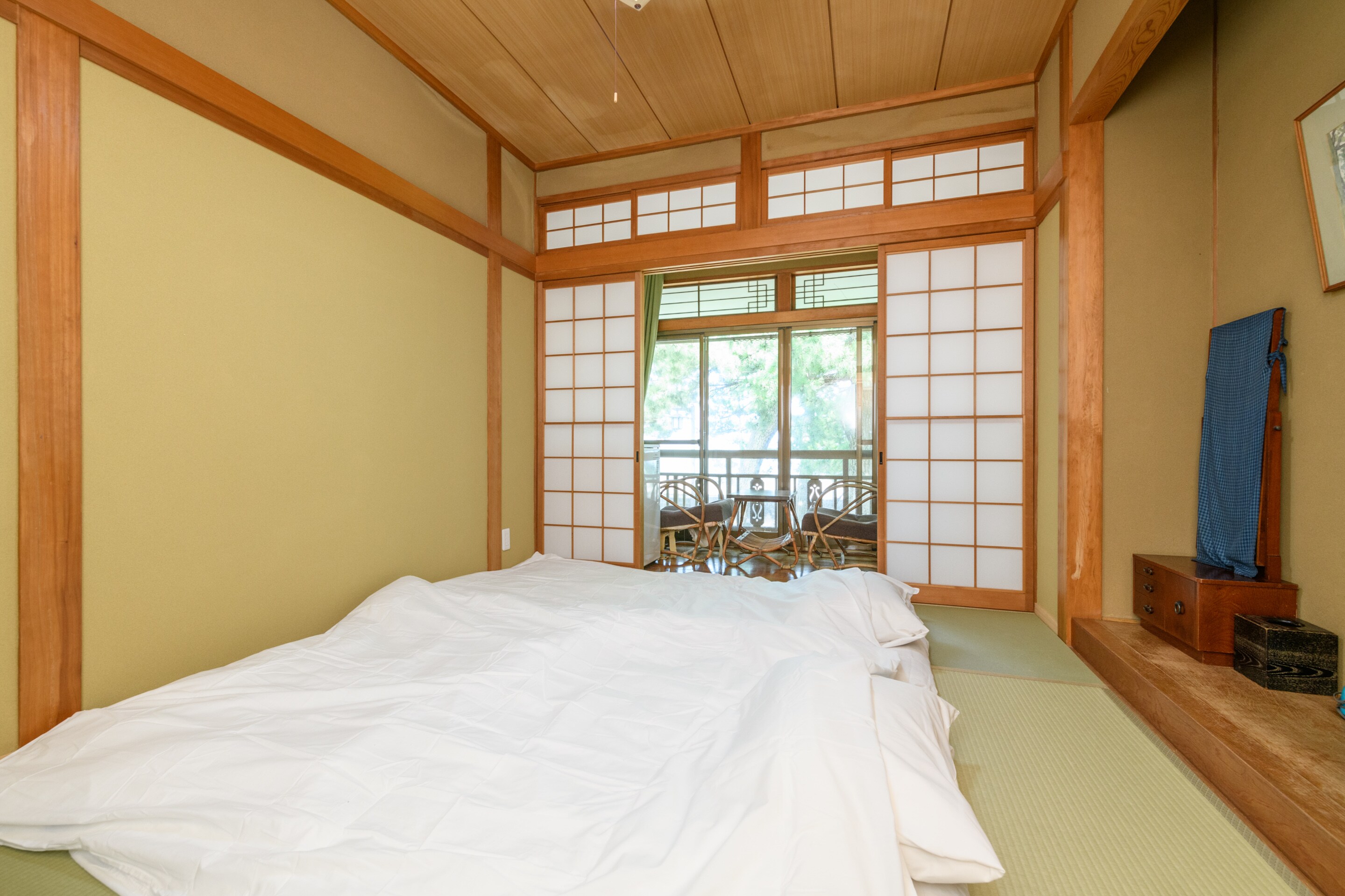 Japanese-style non-smoking double room (example of a room)