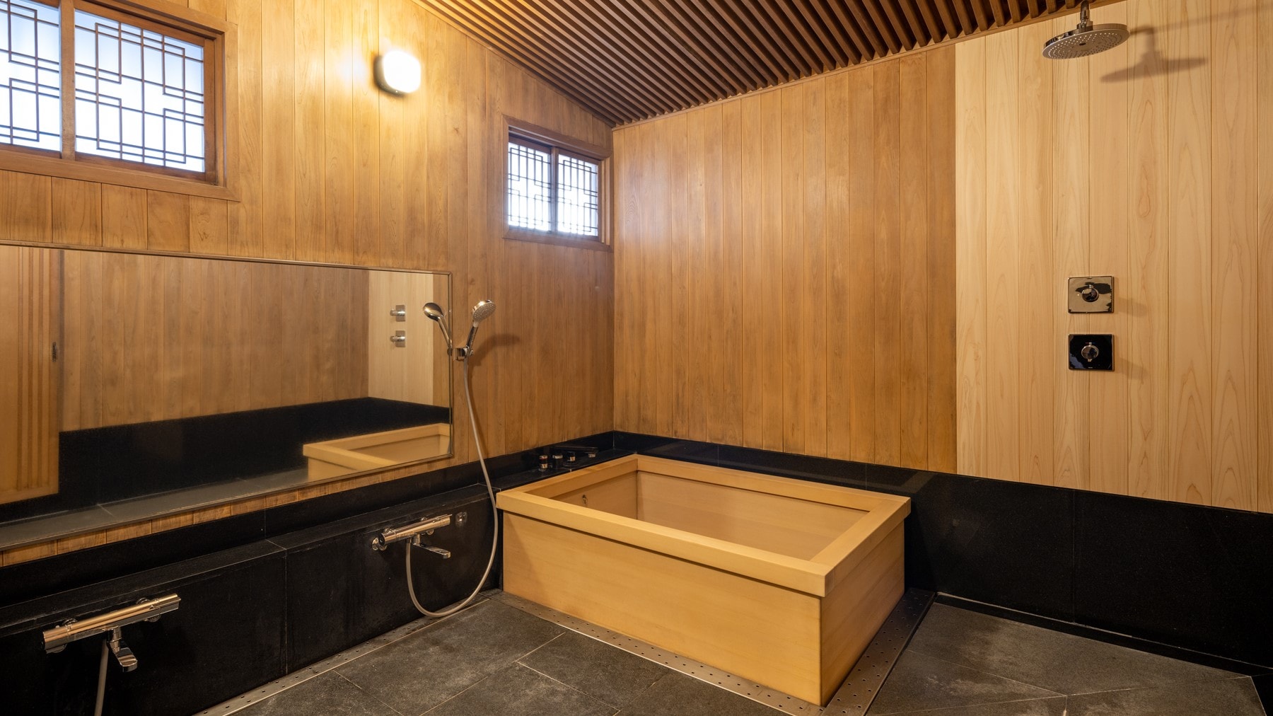 [整棟建築可用] 稻草屋_浴室