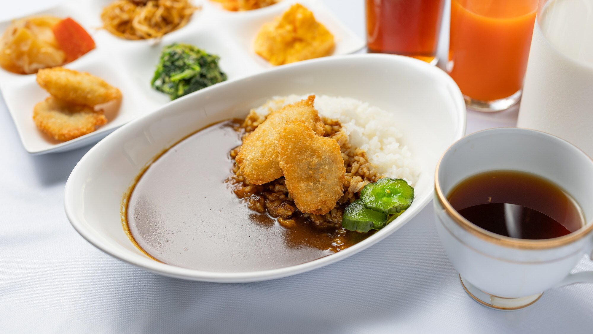 免費自助早餐