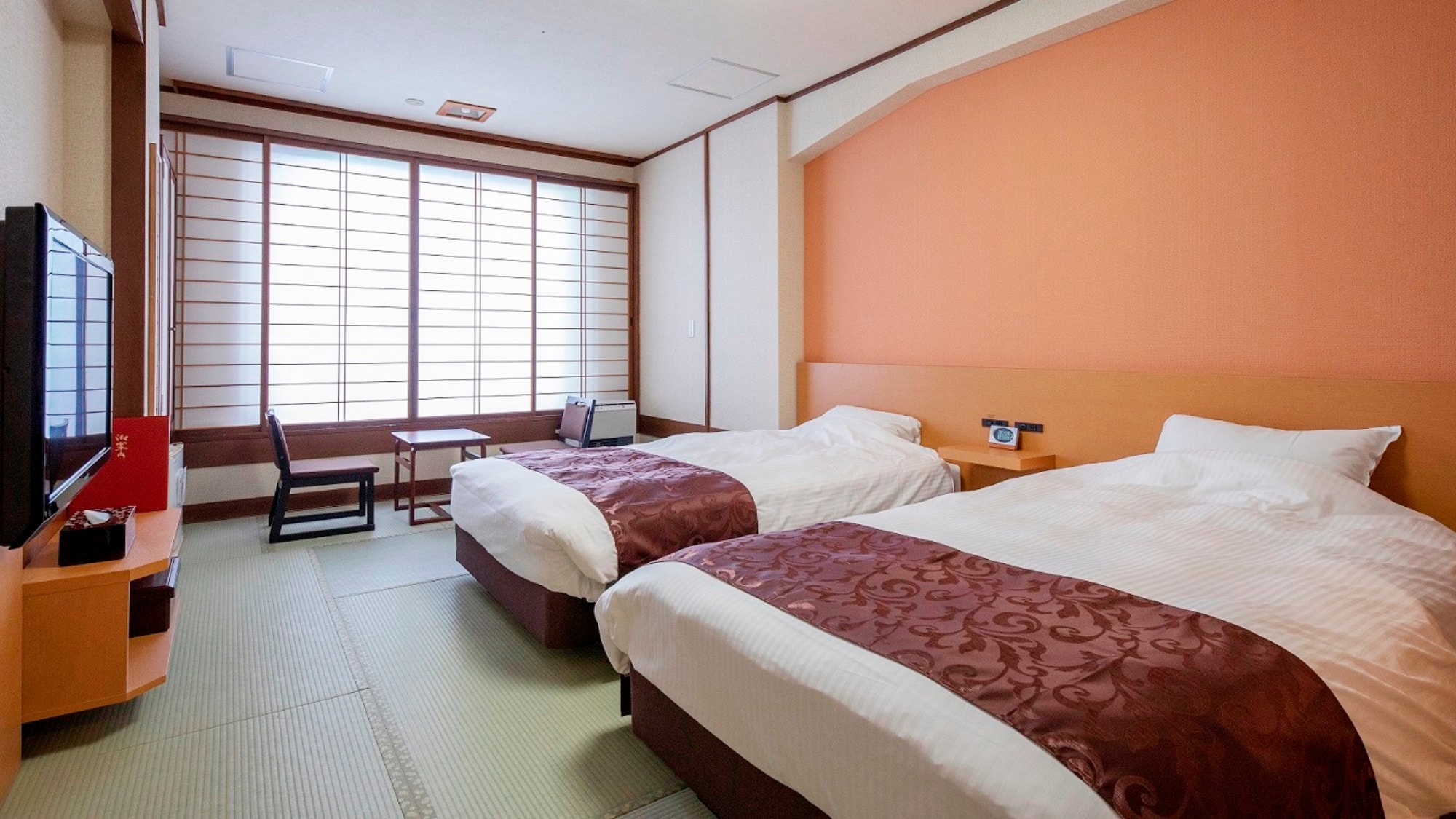 Renewal in July 2019 ♪ [West Building (non-smoking)] Japanese Twin (with toilet and shower booth)