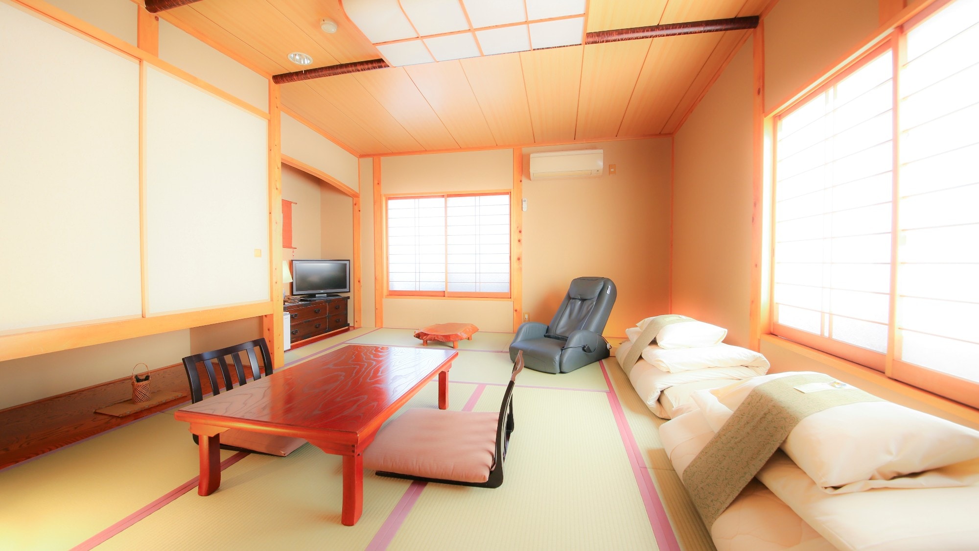 An example of a 10 tatami Japanese-style room