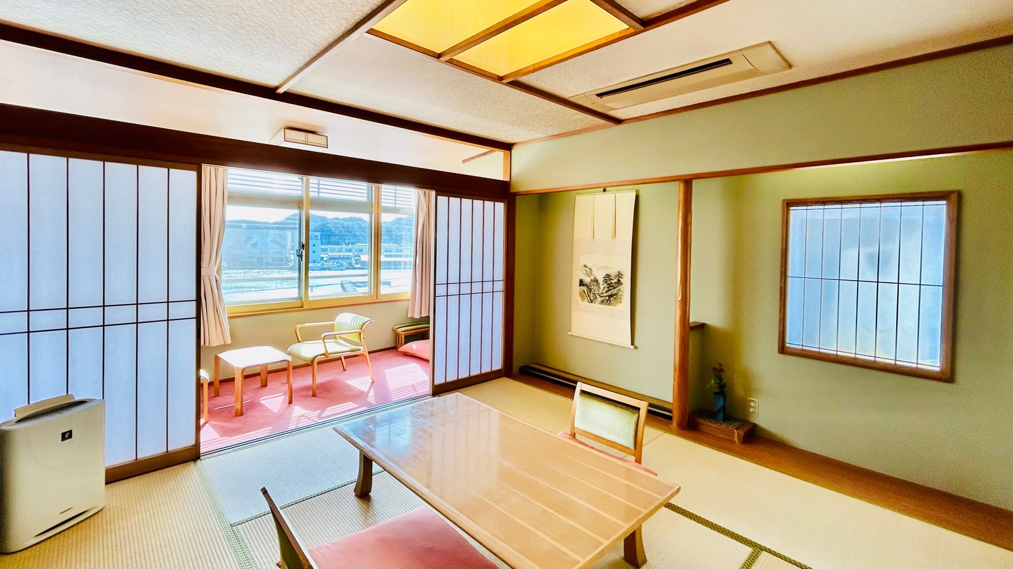 [Non-smoking] 8 tatami + 4.5 tatami Japanese-style room (capacity 4 people)