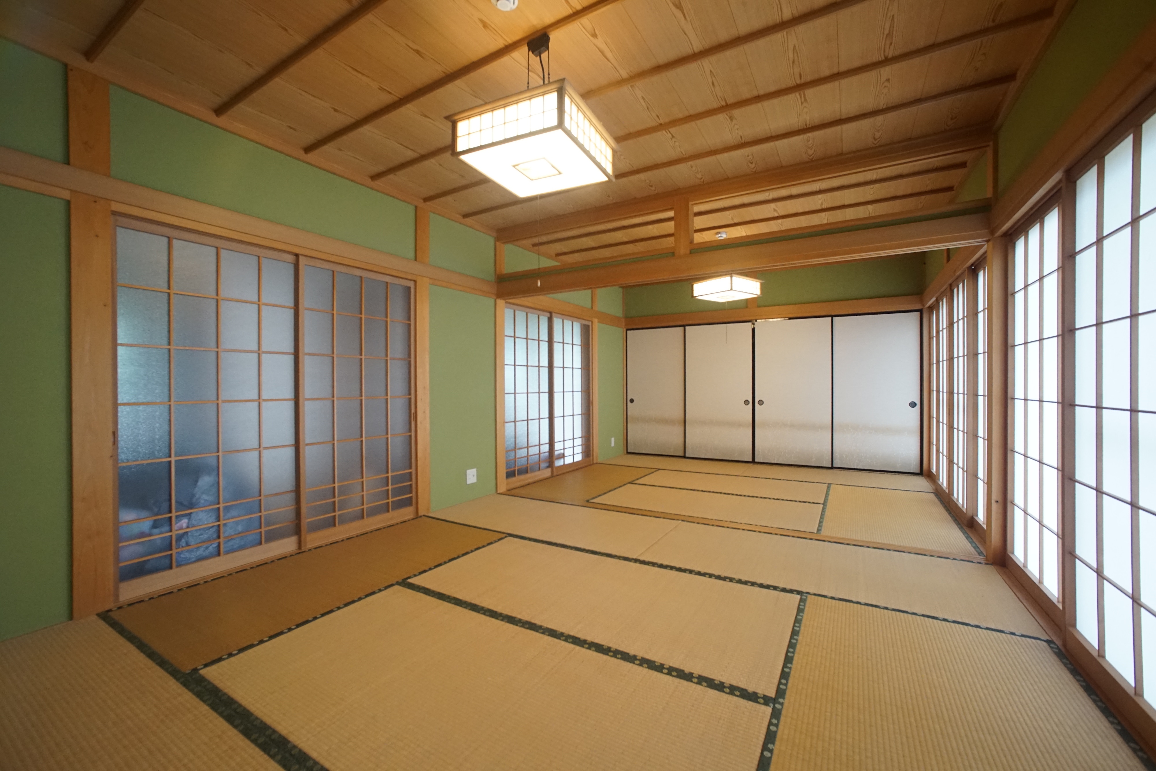 日式房間（8張榻榻米、6張榻榻米）