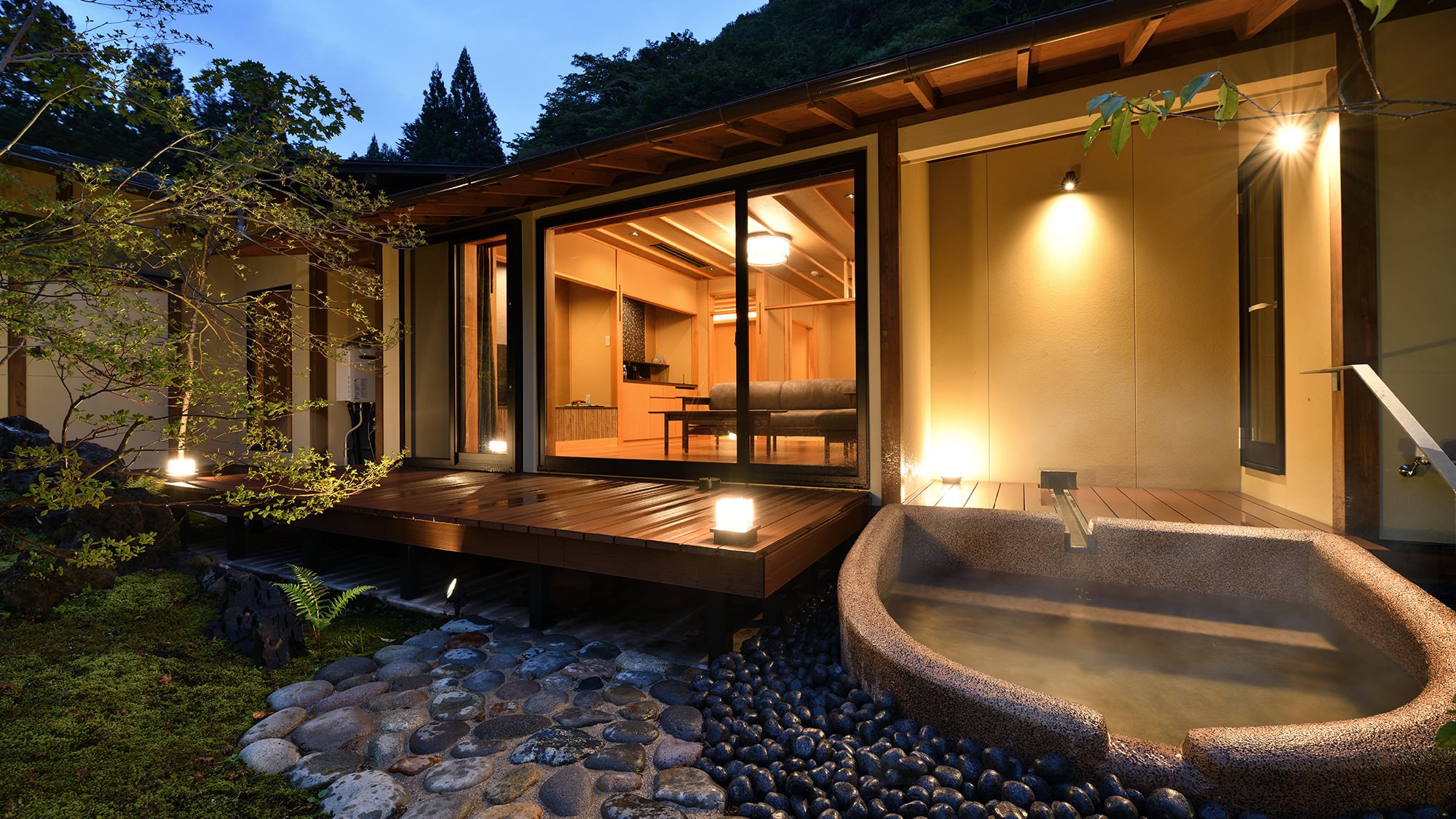 Sumi Garden đến phòng khách chéo 202409_5