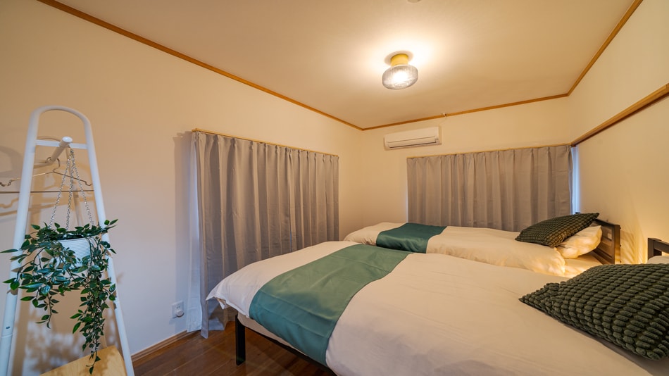 Tempat tidur tunggal