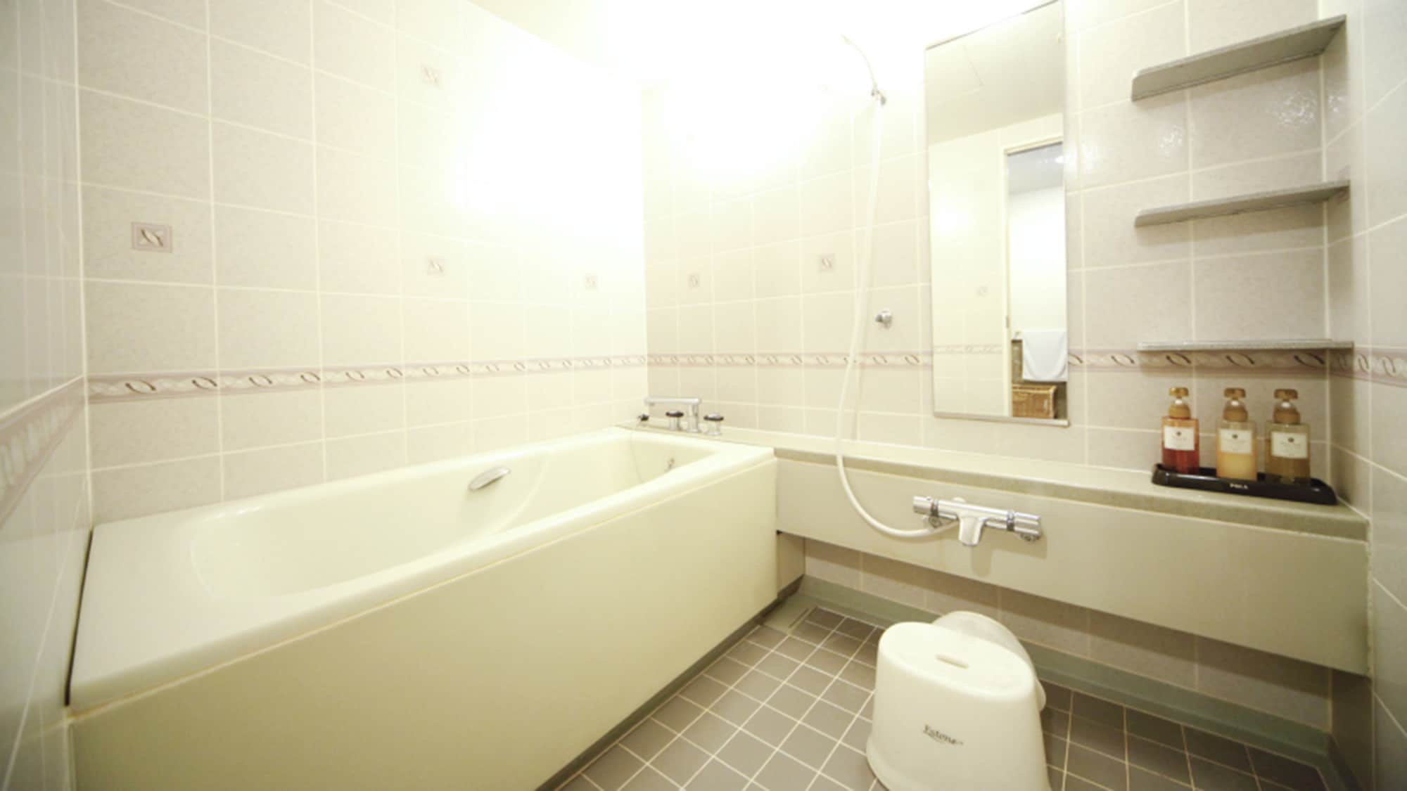 [3rd, 4th, 5th floors] Separate bathroom type (example)