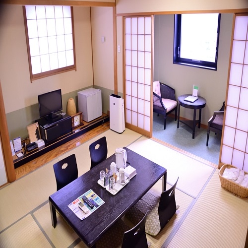 Japanese-style room
