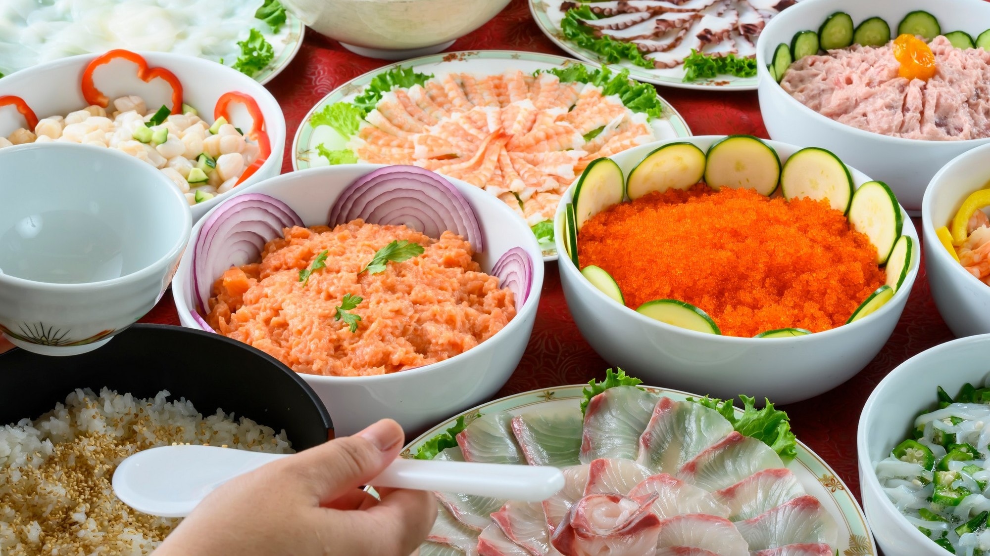 [Tsukioka Hotel Specialty] Nokke Don! Enjoy plenty of ingredients to your liking!