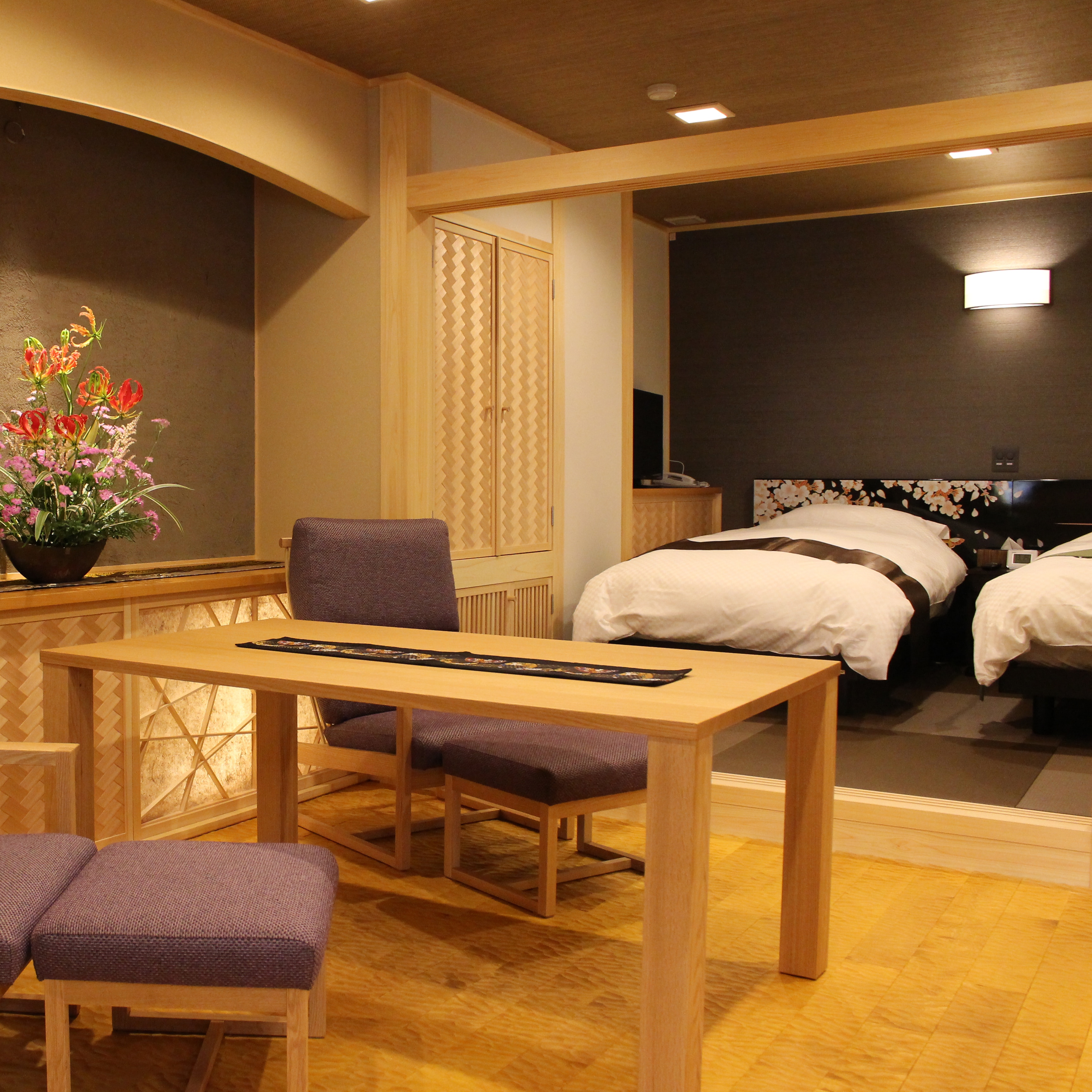 [Sakura no Ma] Guest room with an open-air hot spring bath where you can feel Toyama