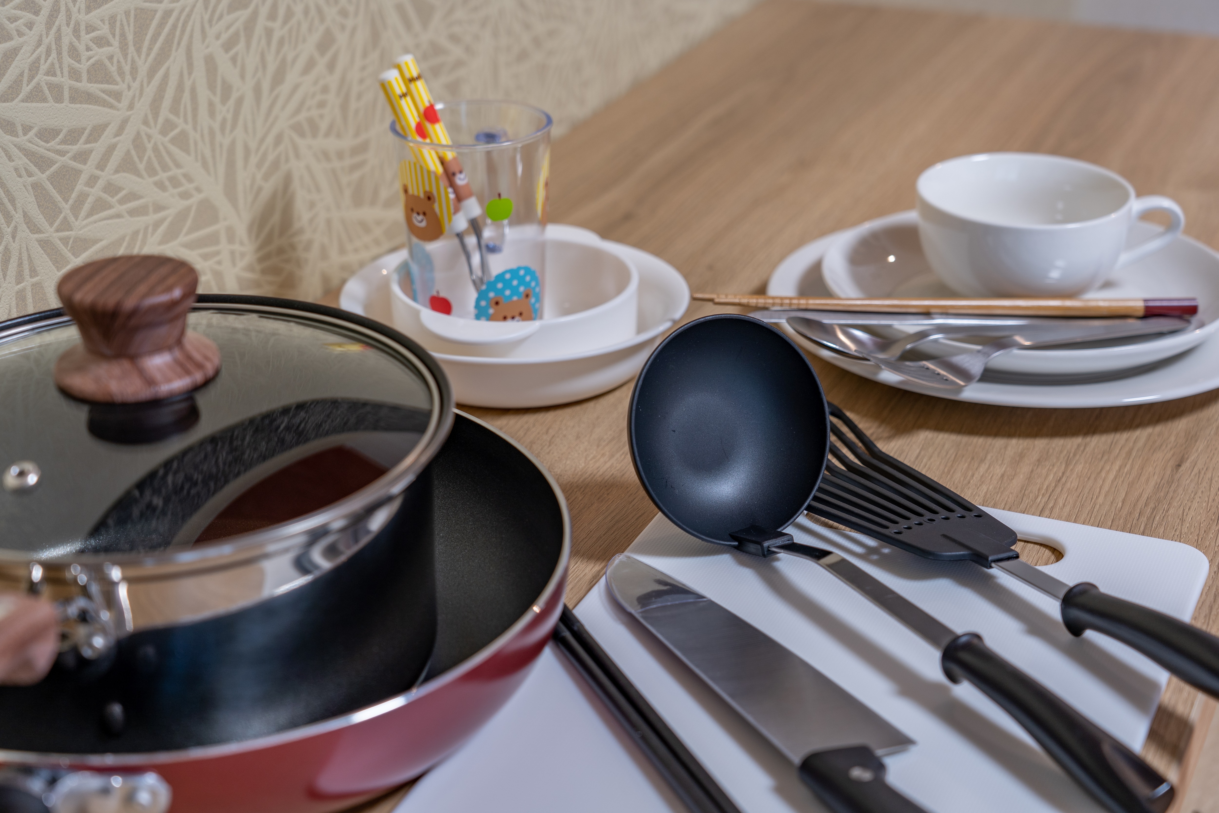 kitchenware