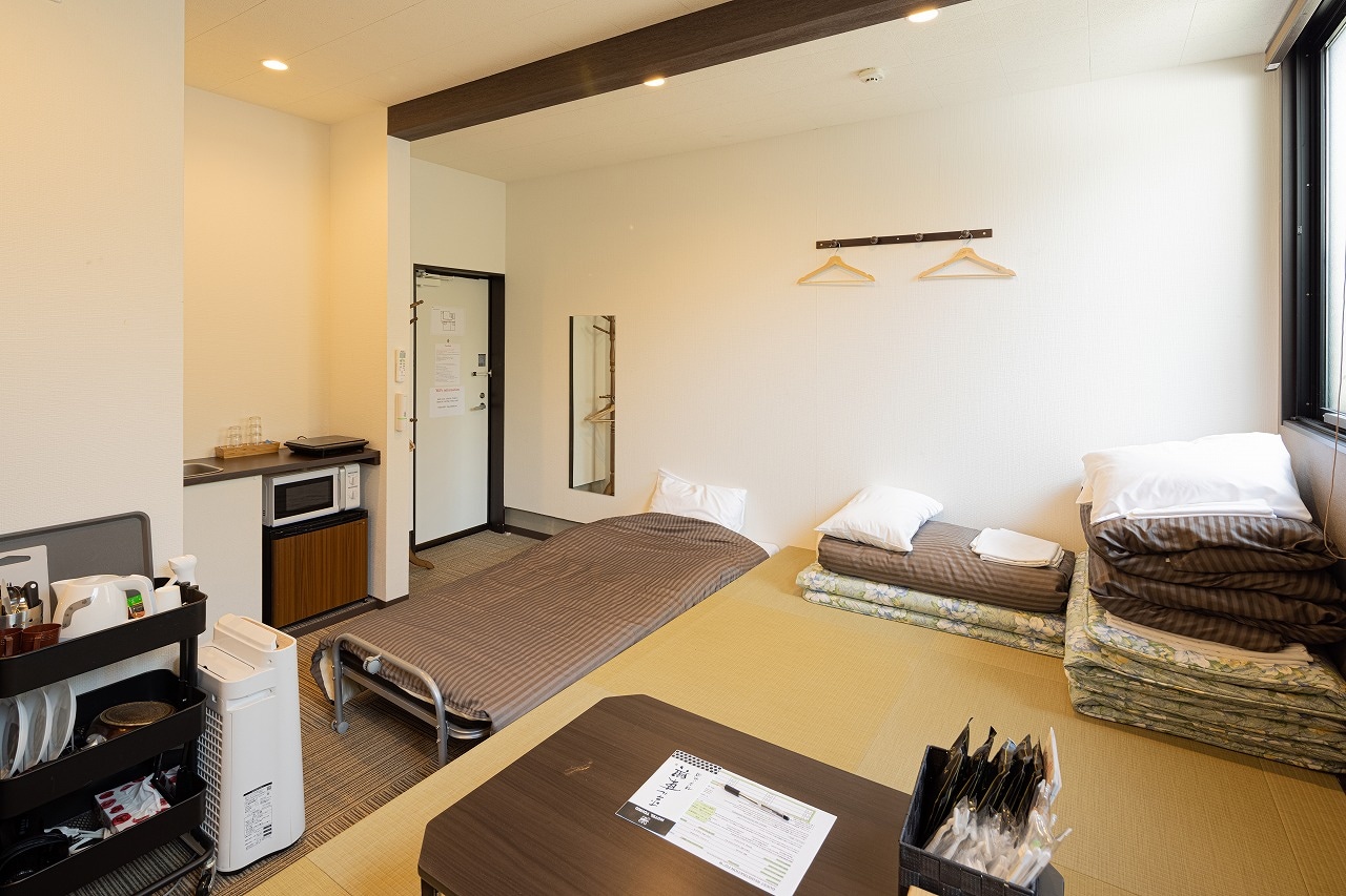 102 Room ①