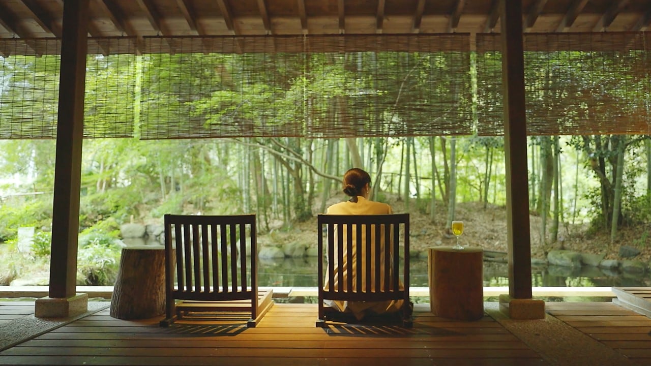 足湯が楽しめる「水のラウンジ」