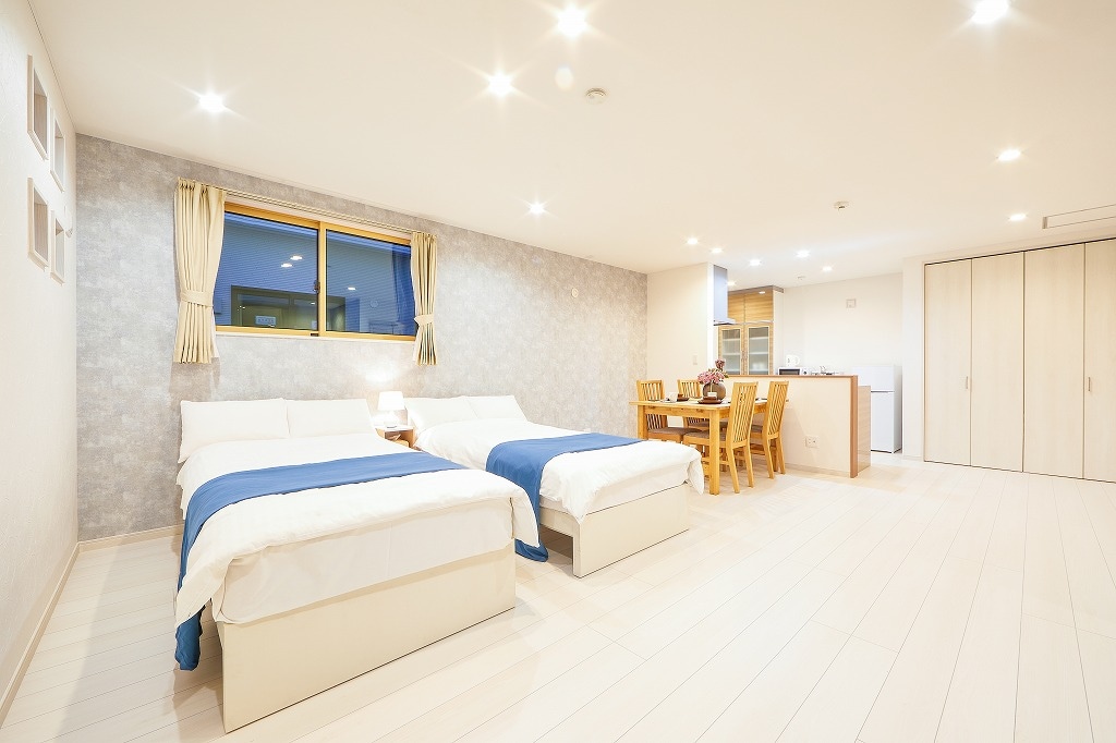 Bed area, dining area