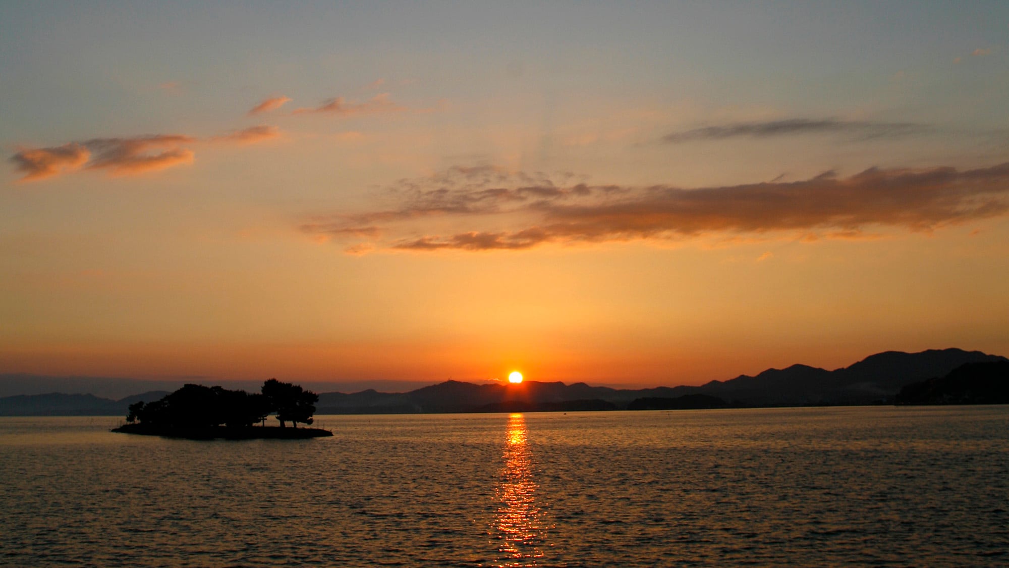 ■ Sunset at Lake Shinji