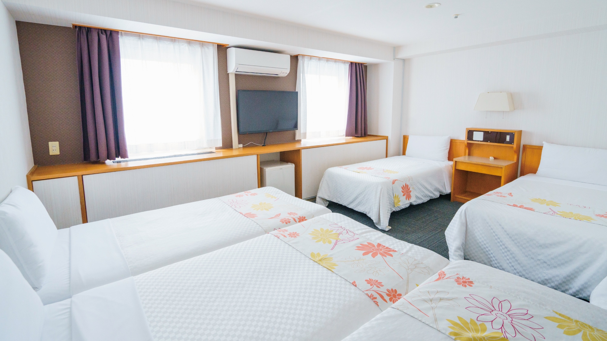 Up to 5 people can be accommodated with an extra bed!