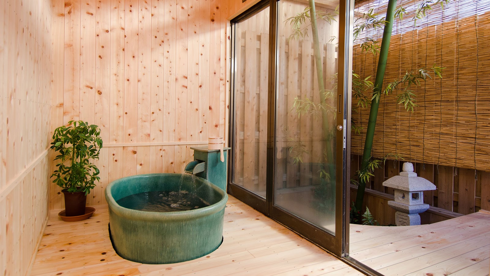 Pottery bath (chartered)