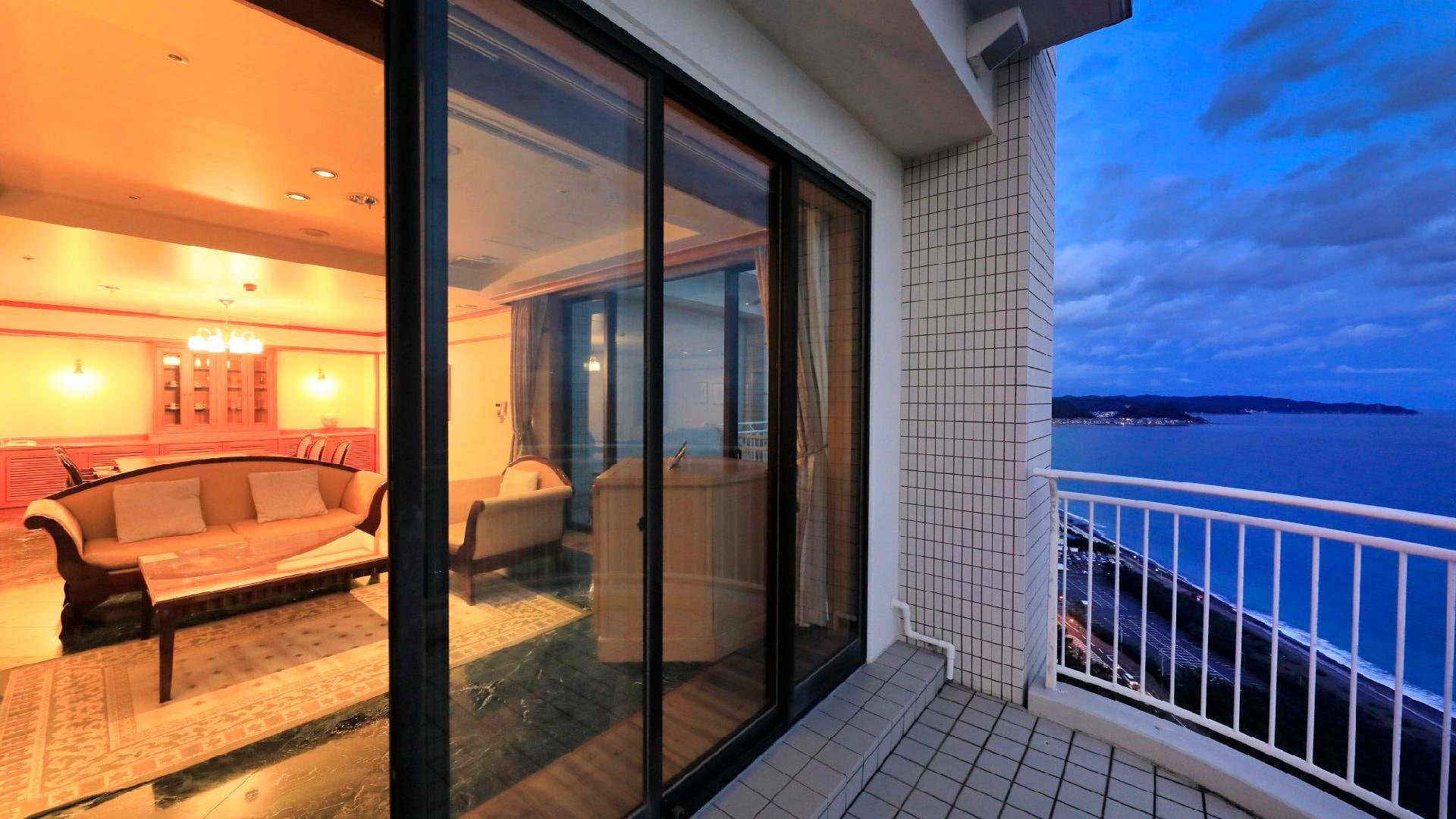 From the Royal Suite on the 32nd floor [White Breeze]
