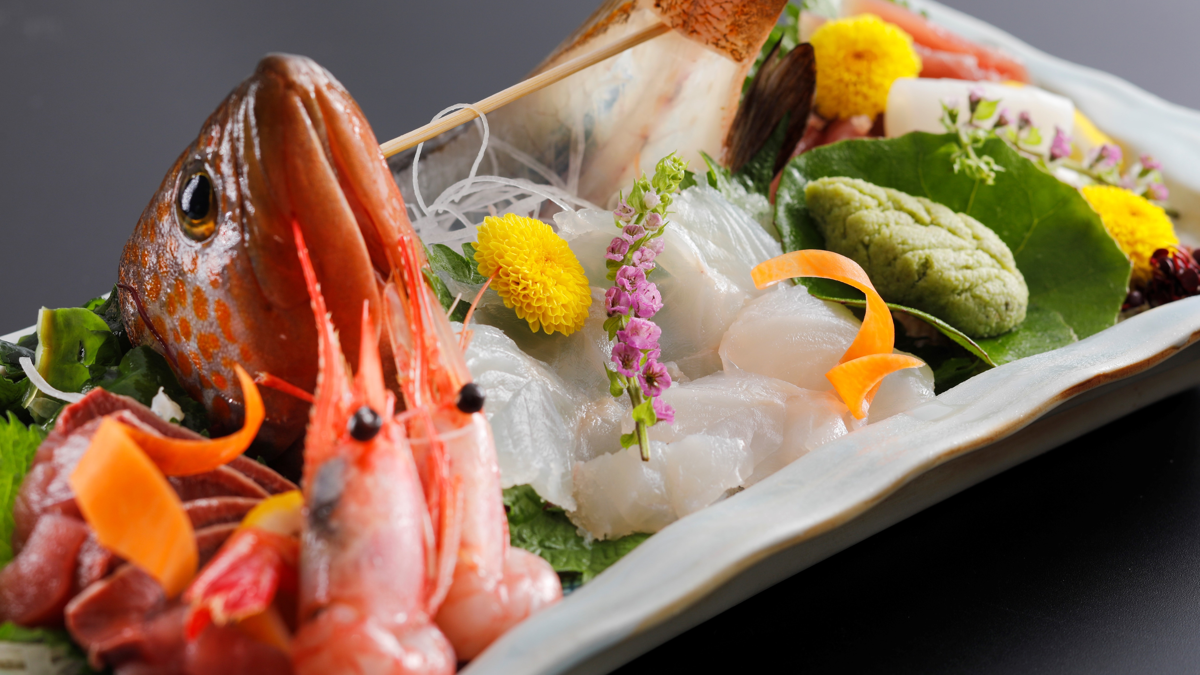 【春季特產但馬牛&當地魚懷石料理】鯛魚、甜蝦、白魷魚生魚片！ （一例）