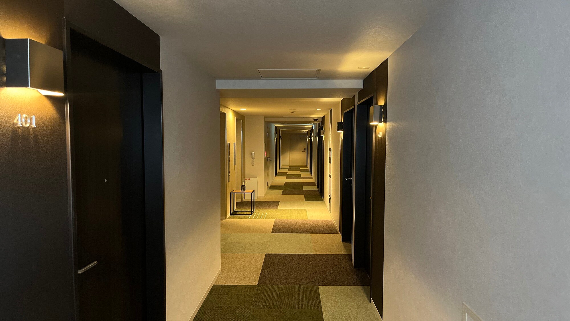 Lorong umum di dalam rumah