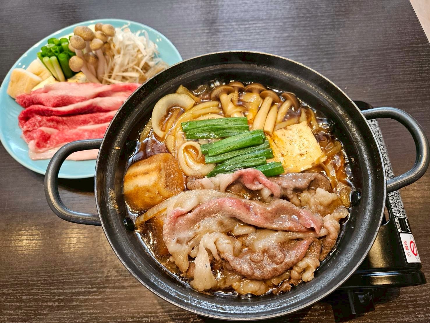 神戸牛すきやき